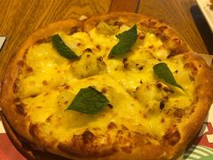 -乐凯撒披萨(东方新世界店)