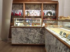面包甜点陈列柜-WHEAT&BAKER-麥(凯德来福士店)