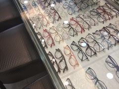 -锦泉眼镜·视光体验中心(环市西路店)