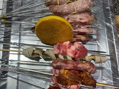 -喜悦小串丹东小黄牛海鲜烧烤大排档(民主广场店)