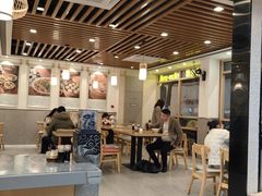 -佬钱湾仔(衣裳街店)