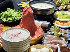 -牛牛和牛海鲜粥底火锅(长虹国际城店)