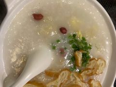 荔湾艇仔粥-卓粤拉肠(红庙店)