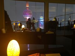 -FLAIR顶层餐厅酒吧(浦东丽思卡尔顿酒店)
