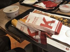 -肯德基(洛川店)