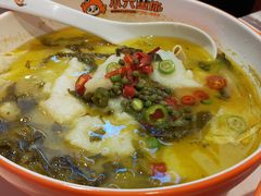 -小六鱼你.下饭酸菜鱼(益田假日广场店)