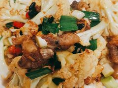 -富正毅三下锅·湘西韵味(天门山索道店)