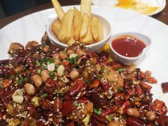 经典辣子鸡配大薯条-眉州东坡·熊猫主题餐厅(枫蓝店)