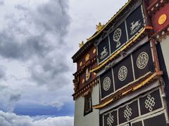 -噶丹松赞林寺