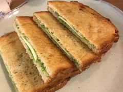 咖椰吐司-HELLO 27 意面·沙拉·帕尼尼