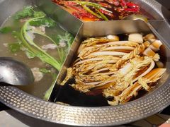 -廖掌柜·重庆鲜货火锅(上海首店)