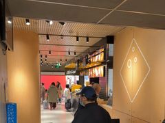 -麦当劳(中山公园龙之梦店)