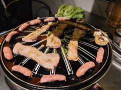 -胡悦里韩式烤肉(芝罘万达广场店)