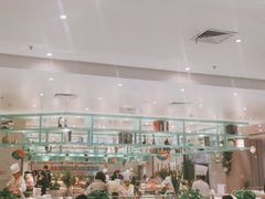 大堂-绿岛港轩海鲜烤肉涮锅自助餐厅