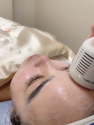 -佳妍惠美科技美肤美体中心