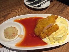 -玛格萝妮(汇智国际商业中心店)