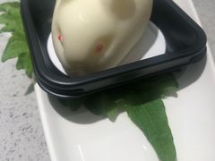 慕斯酸奶兔-海底捞火锅(群光广场店)