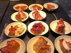 -金马门国际美食百汇(珞喻路店)