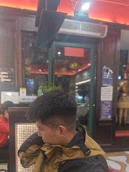 -东方先生国潮男士理发馆