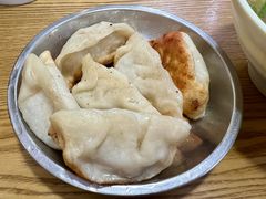 -黄阿姨锅贴大王(万航渡路店)