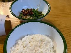 -小熊纪称盘麻辣烫
