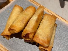 上海春卷6只-香榭大堂吧 Champs-Elysées Bar(上海南新雅皇冠假日酒店)