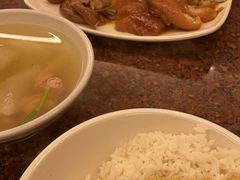 -猪脚洪隆江猪脚饭