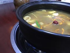 -菌之家·专业纯野生菌火锅·特色炒菌
