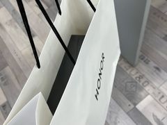 -荣耀授权专卖店(黄浦浙江中路店)