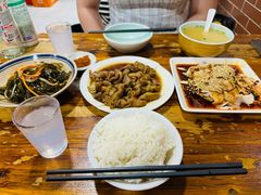 -朱大嘴肥肠血旺(福字街店)