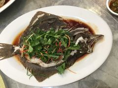 -四川小胡子海鲜(丁村万人海鲜广场店)