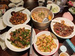 -山涧肴·湘味家肴(松岗满纷天地店)