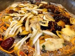 -何鲜菇火锅(大营盘店)