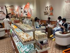-沪上阿姨·臻选茶饮(上海环球港店)