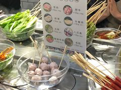 -百品聚旋转火锅(万德庄店)