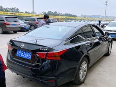 -神州租车(白云机场T1服务点)