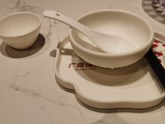 -广府汤语·靓汤·早茶·小粤菜(仁恒梦店)