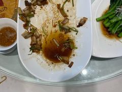 -海派美食·家宴海鲜青岛菜·石锅鲽鱼头(东方城店)
