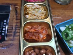 小菜-猪小牛烤肉(青塔店)