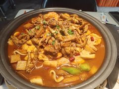-徐记小怪兽肉蟹煲(中央大街店)