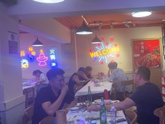 -海盗船. 龙虾烧烤. 酒馆