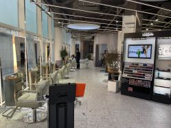 -PE SALON 