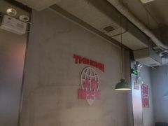 -佰人王串串香火锅(洋珠巷店)
