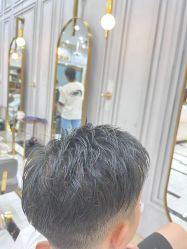 -七分屋LA·烫发·染发·剪发
