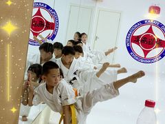 -极真空手道疾风道场(虹口凉城店)