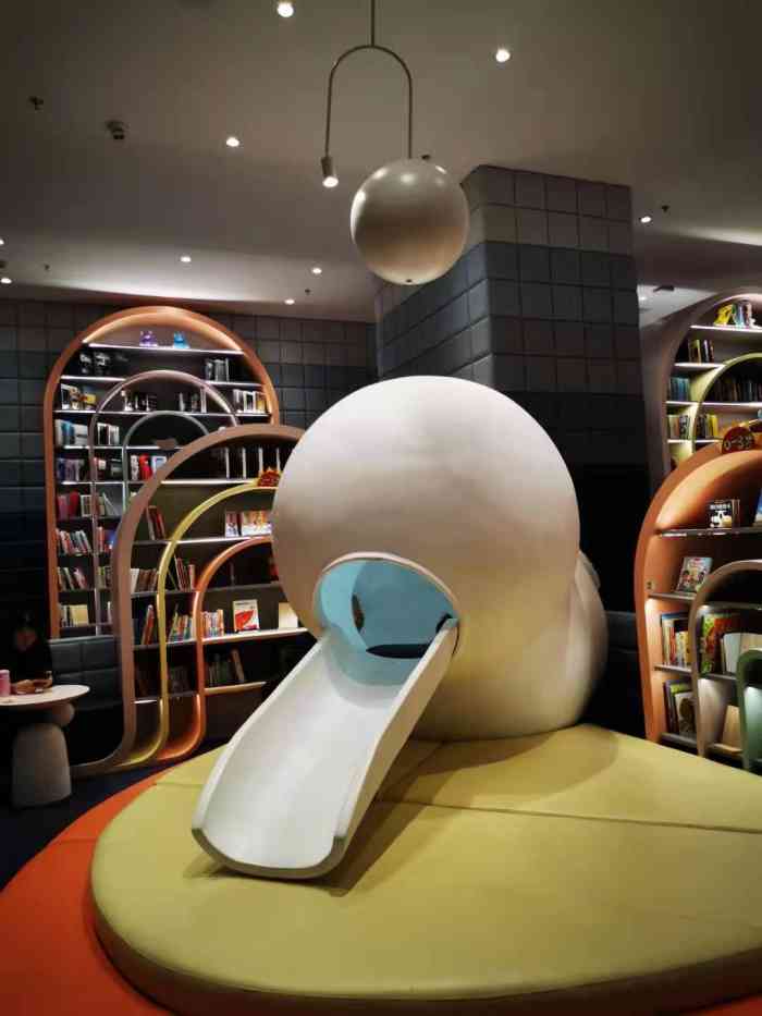 奈尔宝家庭中心(环球店)-"【印象】全新装修 | 人流量较大 | 性.