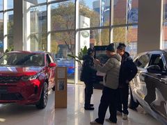 -上海伟杰·捷豹路虎4S店(闵行店)