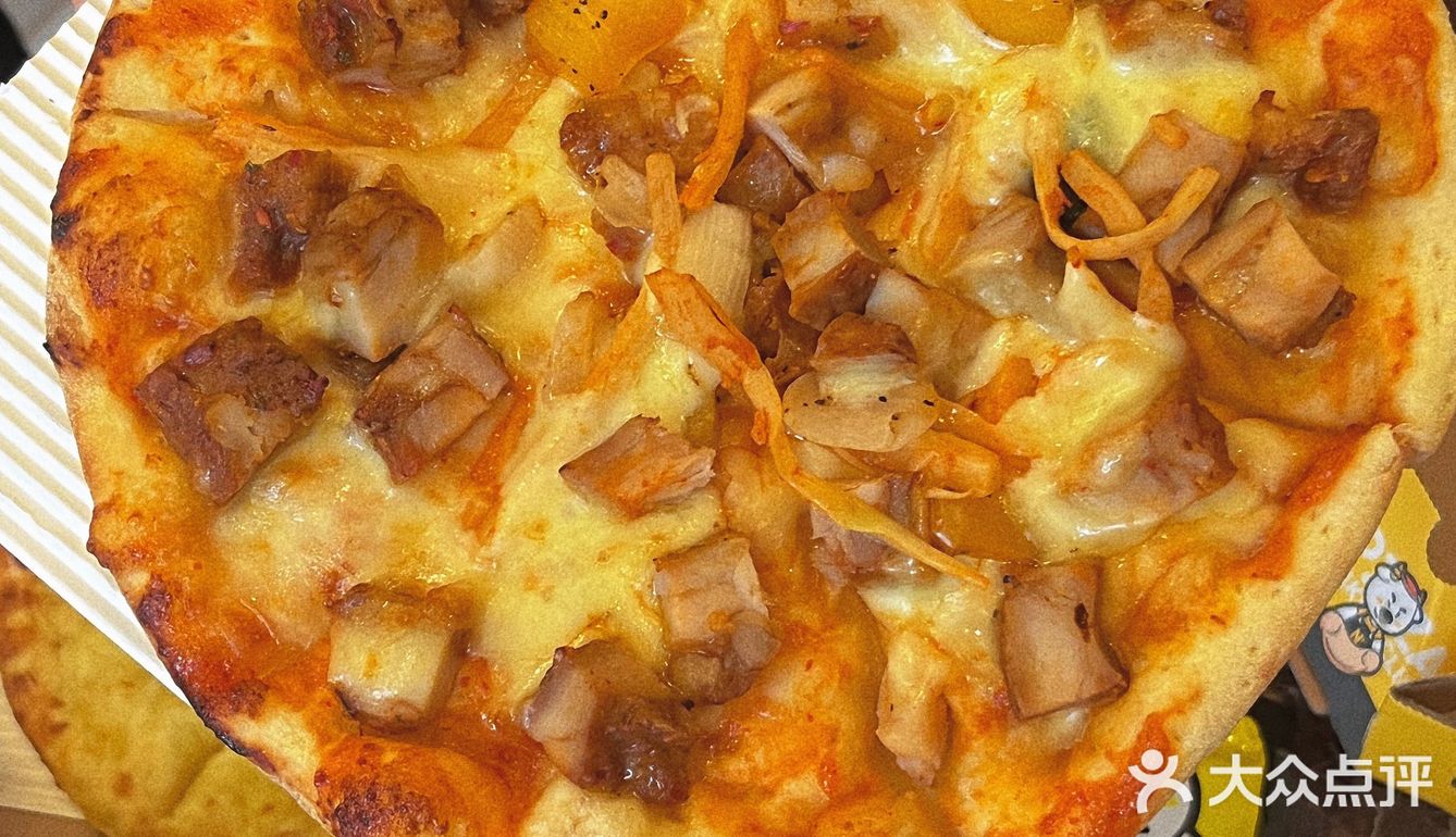 在南昌你绝对没有吃过的螺蛳粉比萨🍕