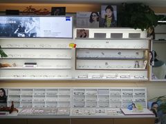 -视野联行眼镜·蔡司·控优点授权(长白万象汇店)