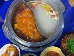 -马路边边·成都串串(翠柏路店)